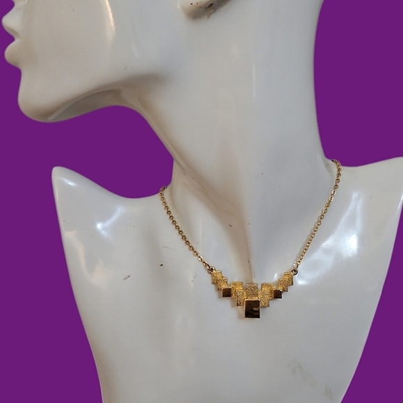 Vintage Geometric Cubism Pendant Chain Necklace - Picture 1 of 5